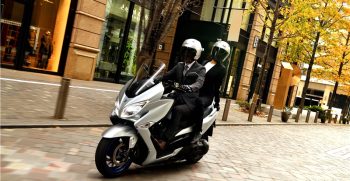 Suzuki_BURGMAN_400_18_nuovo_burgman400-26112-800×470