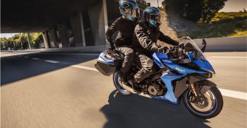 Suzuki_GSX-S1000GT_11_GSXS1000GT-42240-800×470