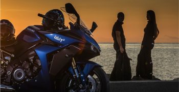 Suzuki_GSX-S1000GT_16_GSXS1000GT-22016-800×470