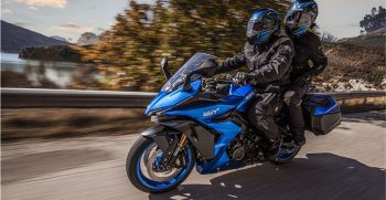 Suzuki_GSX-S1000GT_19_GSXS1000GT-19712-800×470