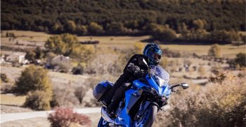 Suzuki_GSX-S1000GT_23_GSXS1000GT-38912-800×470