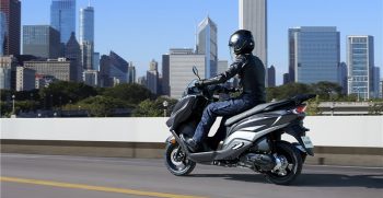 Suzuki_BURGMAN_STREET_125_EXECUTIVE_03_BURGMAN_125-47360-800×470