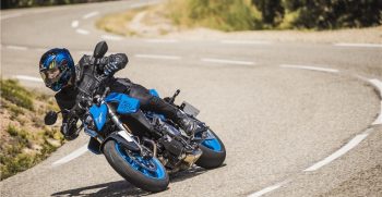 Suzuki_GSX-8S_05-40960-800×470