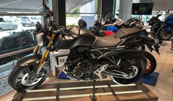 GSX-8 T KM-0