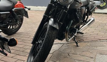 GUZZI V 7
